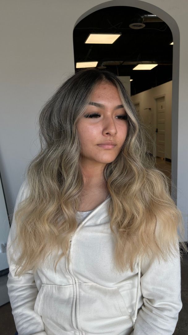 Clip-In Extensions by Lesly.looks in Fort Worth, Texas