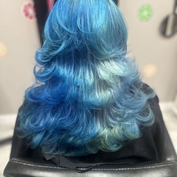 Clip-In Extensions by Sui Generis Salon (Huetiful Affiliate) in Fort Worth, Texas