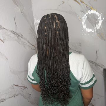 Sew-In Weave by SenGambia African Braiding Saloon in Madison, Wisconsin
