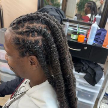 Wig Installs by Kaefetti (at Cosmopolitan Salon and Spa) in Syracuse, New York