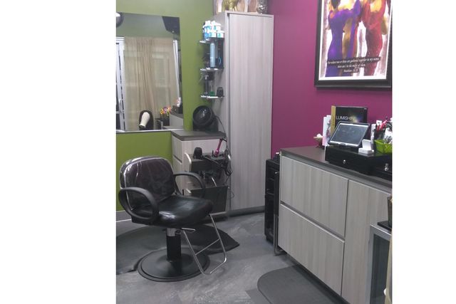 Quick Weave by Queendivastylez Hair Studio LLC in Chesapeake, Virginia