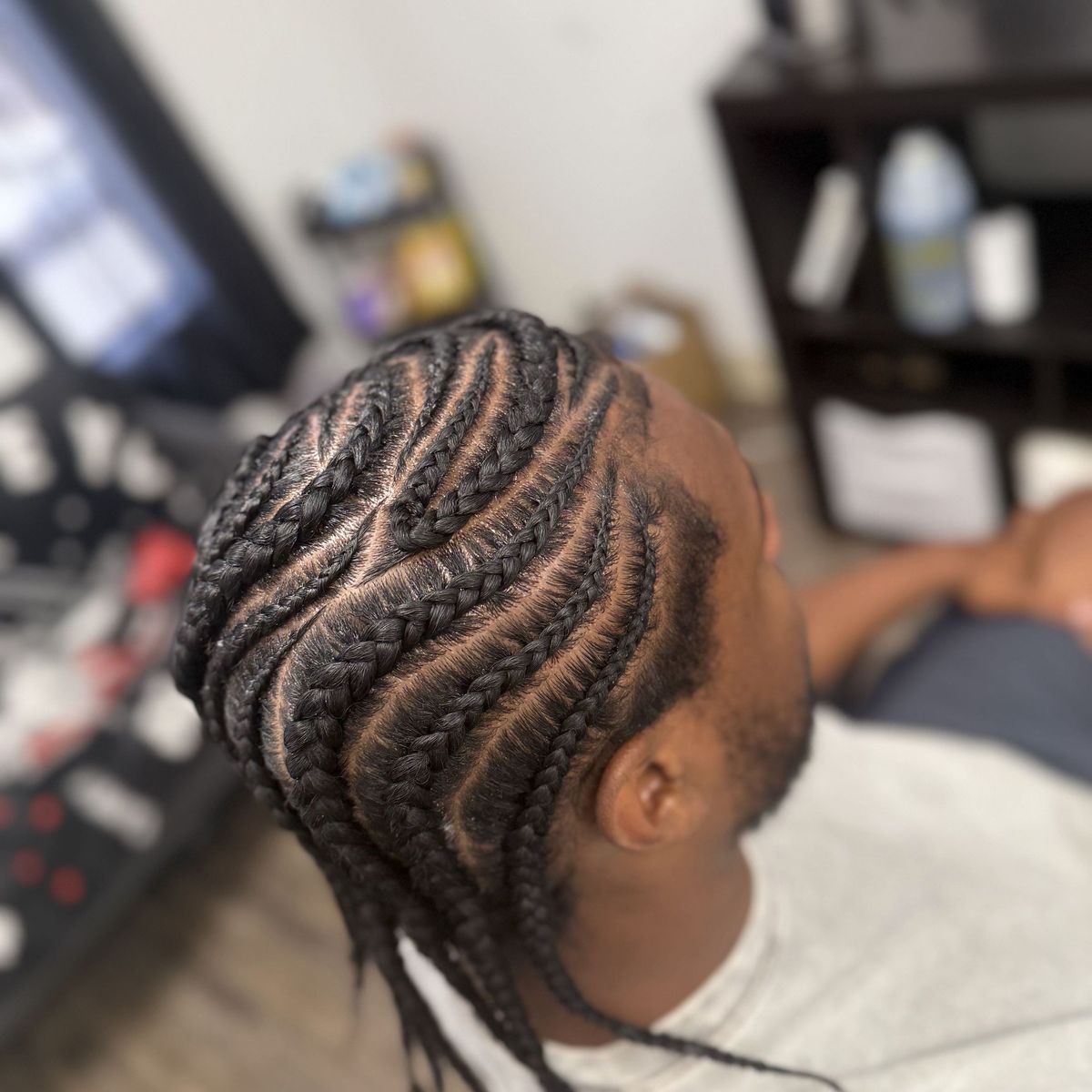 JaK of All Trades (OFM Suites) — sew-in stylist in Stockton, California