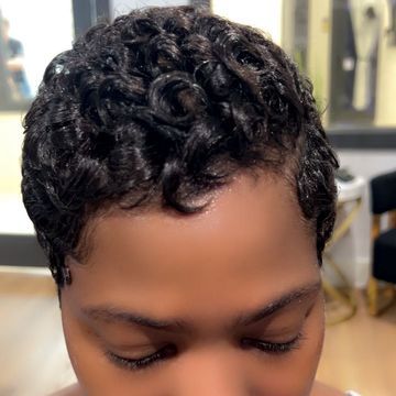 Léa-Léa’s Vibe Salon Boutique — sew-in stylist in Frisco, Texas