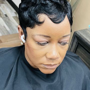 Traditional Sew-In by D_Anointed_1 Hair Salon in Houston, Texas