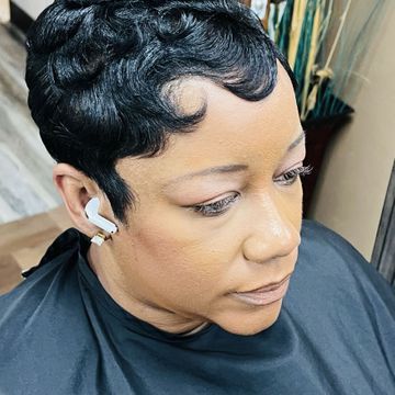 Traditional Sew-In by D_Anointed_1 Hair Salon in Houston, Texas