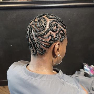 Traditional sew-in by Quality Haircare & Extensions in Memphis, Tennessee