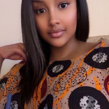 Traditional weave install by Devine Beauty Studio in San Jose, California