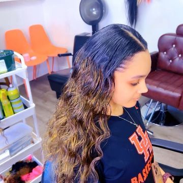 Sew in weave by Aicha hair braiding in San Antonio, Texas