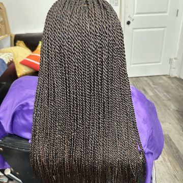 Weave by Angela's Beauty Palace in San Diego, California