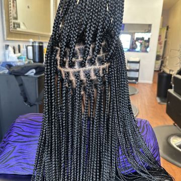 Weave by Angela's Beauty Palace in San Diego, California