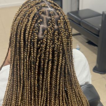 wig install by Beauty by Sid in Chicago, Illinois