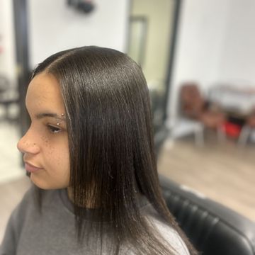 sew-in extensions by Bossee Beauty in Phoenix, Arizona