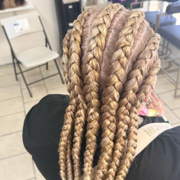 lace wig installation by LizzyLulu's Salon and Supply in West Covina, California