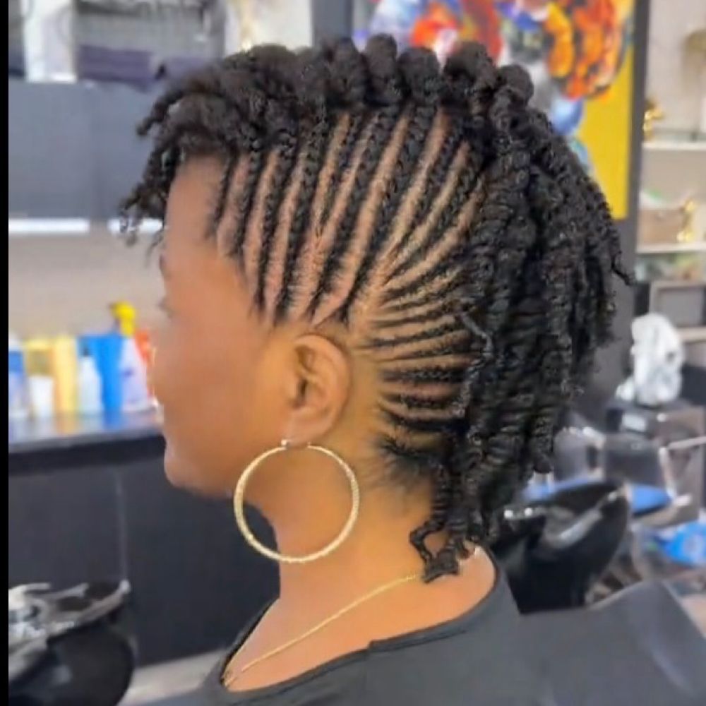 Quick Weaves by Glow Braid Lounge in Pearland, Texas