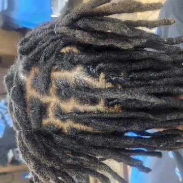 Backlikeyanevaleft — sew-in stylist in Spring, Texas