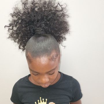 Quick weave by Tamica Thestylist PLLC in Rockford, Illinois