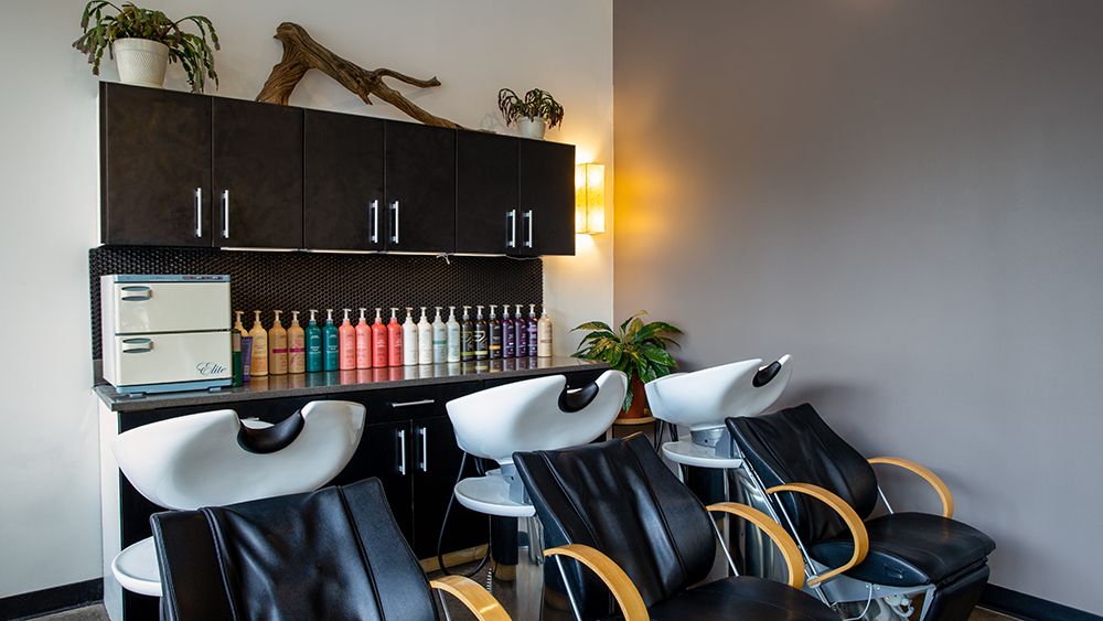Natural Alternatives Salon & Spa Western Plaza — sew-in stylist in Knoxville, Tennessee