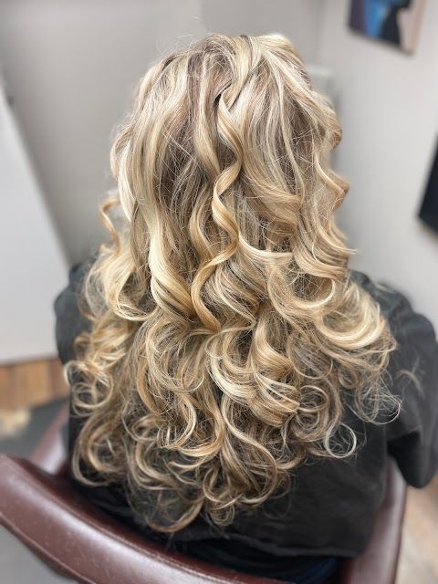 Julie McIntosh — sew-in stylist in Clarksville, Tennessee