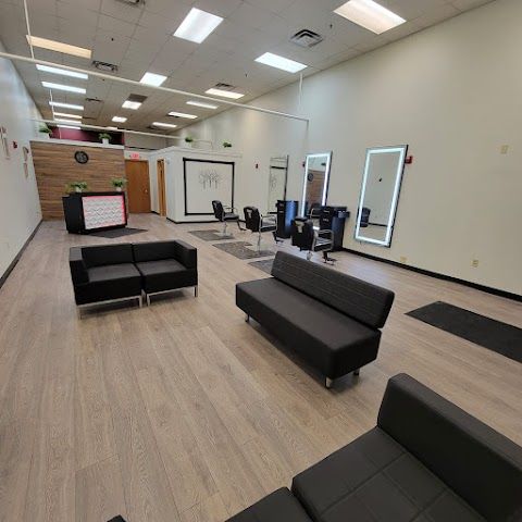 Glamour Threading & Spa — sew-in stylist in Milwaukee, Wisconsin