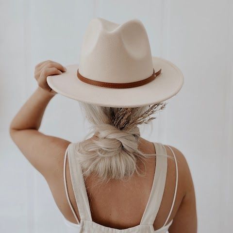 Willow + Oak Hair Lounge — sew-in stylist in Knoxville, Tennessee