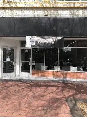 Alpha Avenue Blow Dry Bar — sew-in stylist in Fairfield, California
