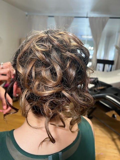 Hair Studio 212 — sew-in stylist in Salinas, California