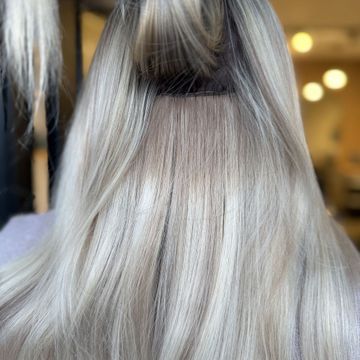 Cooperative Salon — sew-in stylist in Costa Mesa, California