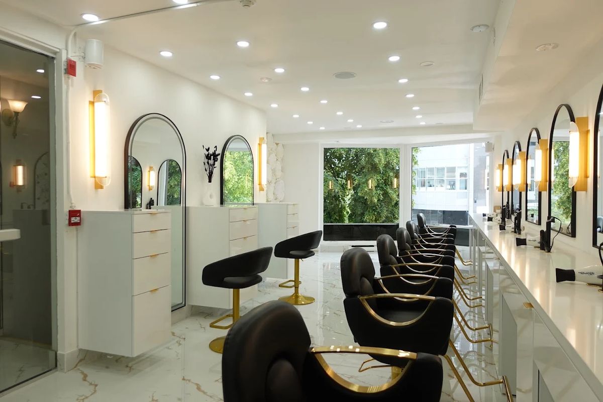 GV Beauty Studio (GV Studio) — sew-in stylist in Miami, Florida